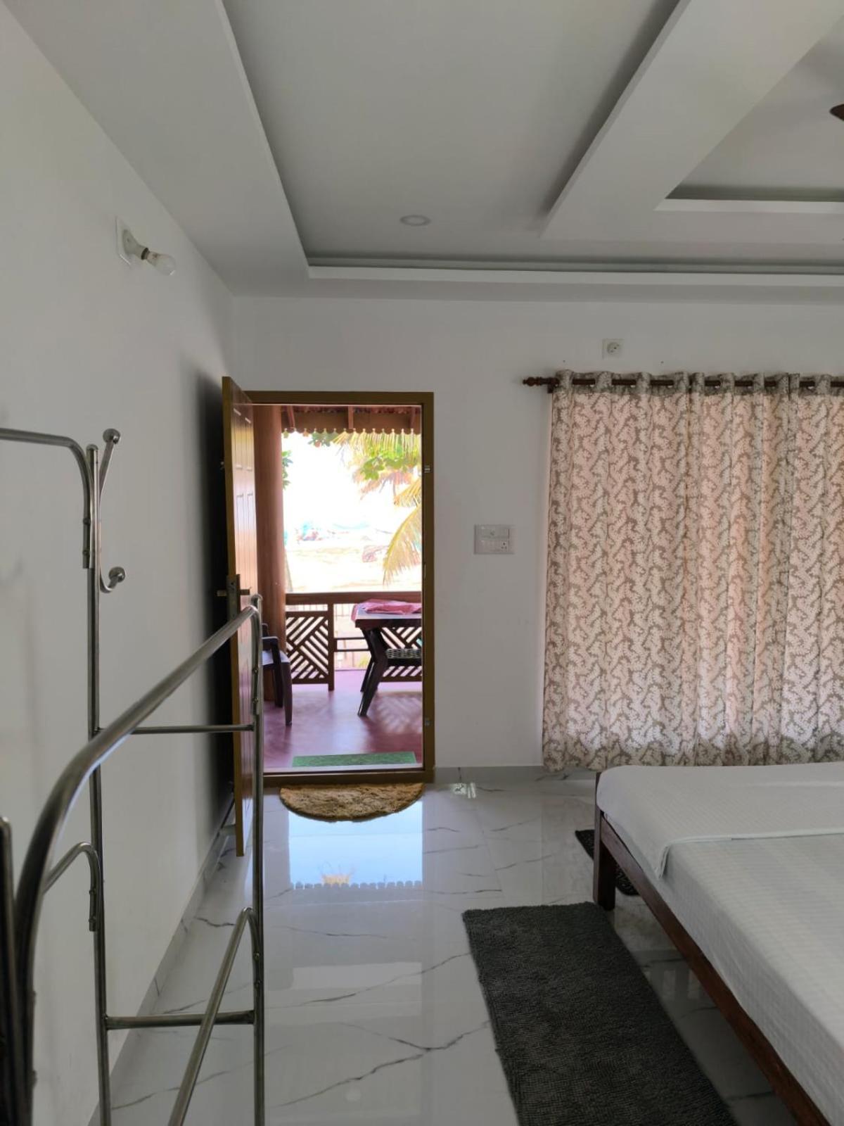 Marari Anna Beach Homestay 马拉利库兰 外观 照片