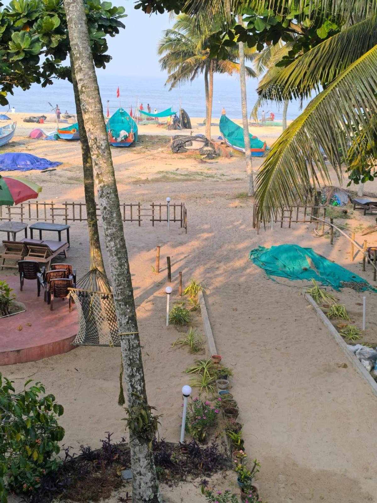 Marari Anna Beach Homestay 马拉利库兰 外观 照片